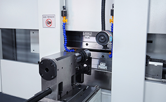 卧式搓齿机 LC730