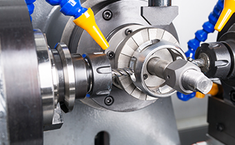 伺服驱动工件轴