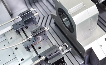 特别结构的中置主轴 特别结构的中置主轴